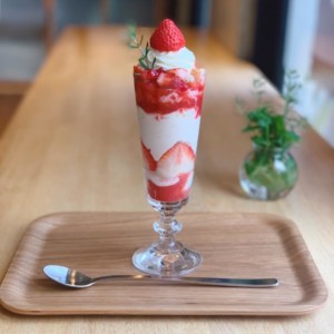 いちごスイーツ専門店『いちびこ(ICHIBIKO)』太子堂店がリニューアル!限定新作スイーツが味わえる