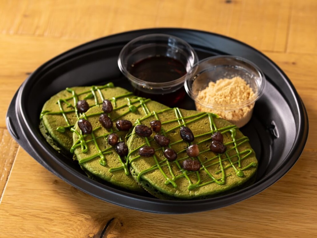 Eggs ’n Things テイクアウトメニュー 宇治抹茶パンケーキ