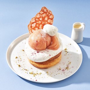 【期間限定】ビブリオテークで桃とマンゴーをまるっとまるごと使ったパンケーキ&パフェ発売!