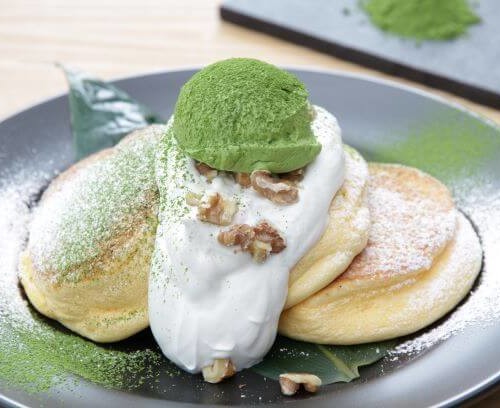 幸せのパンケーキ 宇治抹茶の濃厚ムースパンケーキ