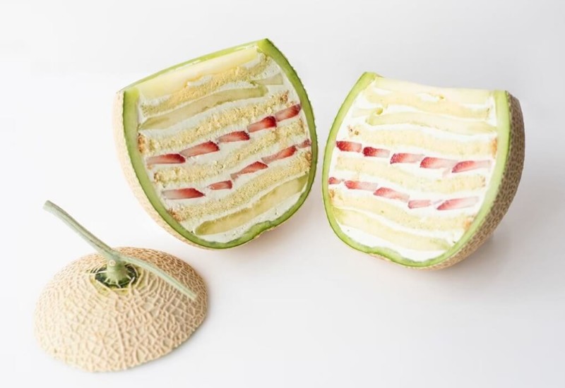 まるごとメロンケーキ