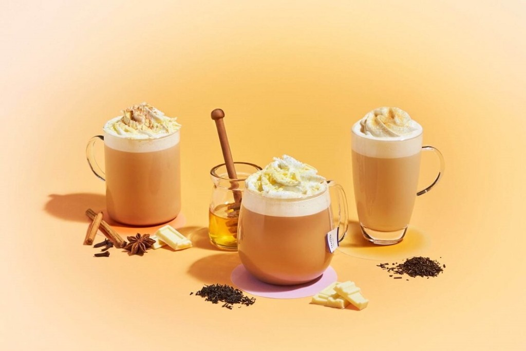 スタバ チャイ & ホワイト チョコレート ティー ラテ