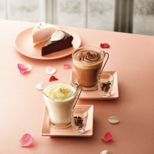 【新作】カフェドクリエから黒と白のスイートなホットチョコレートドリンク&濃厚ガトーショコラ発売