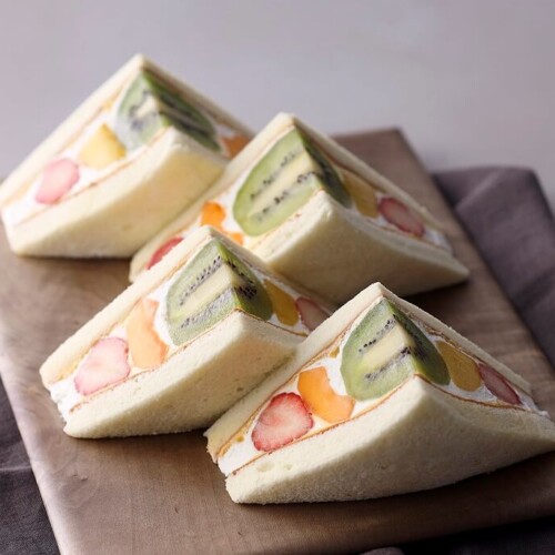 キハチ キハチトライフルフルーツサンド