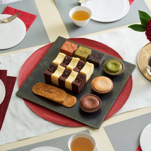 BAKE のスイーツおせち〈寅〉