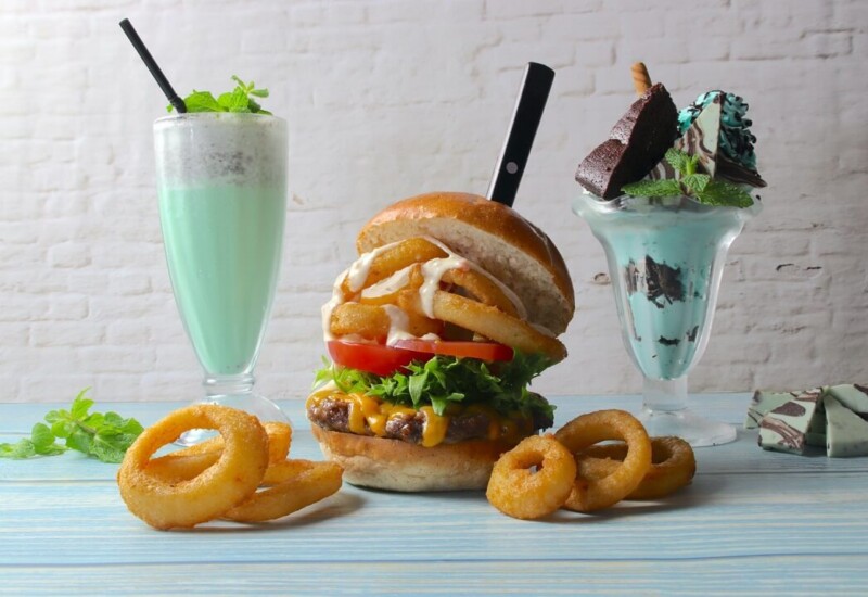 いしがまや GOKU BURGER オニオンリングチーズバーガー